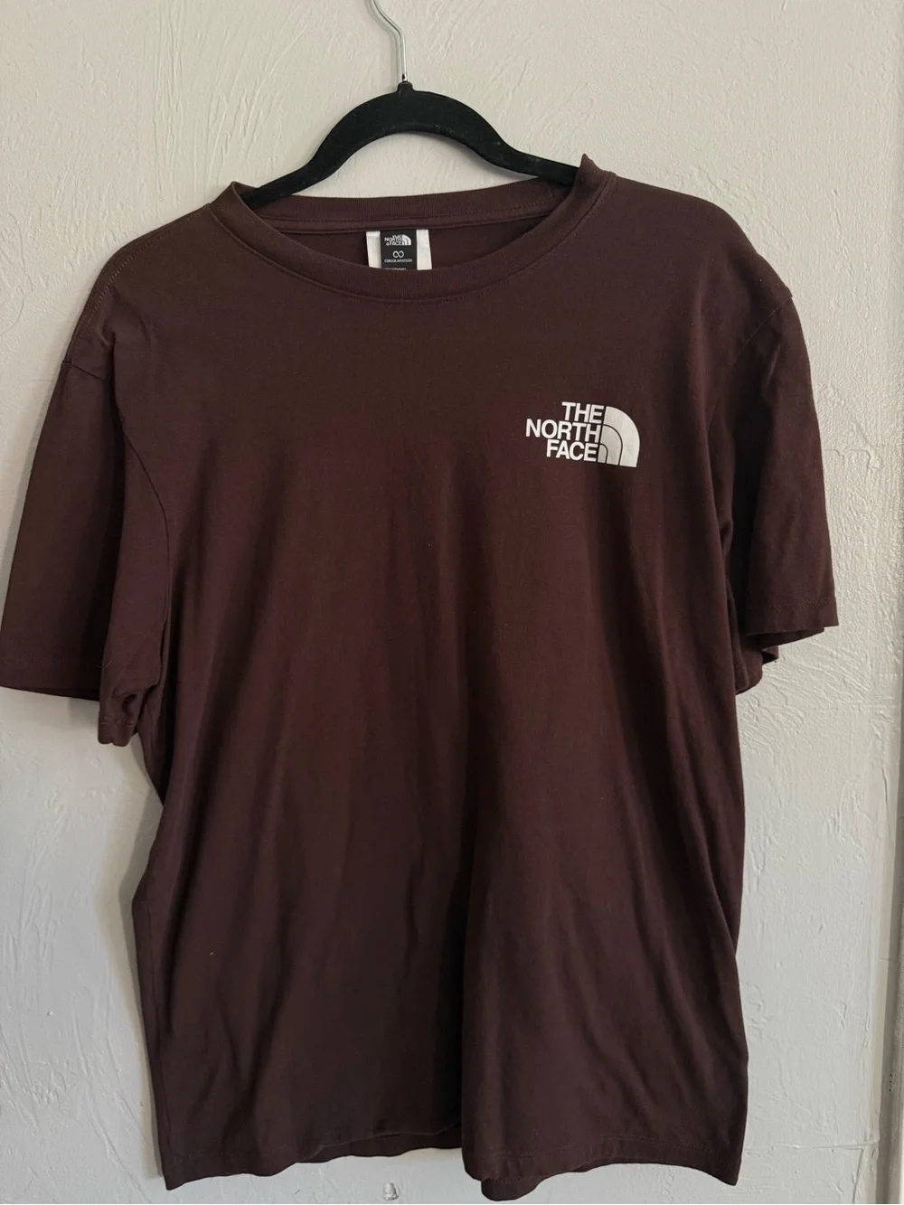 The North Face Brown Graphic Logo T-Shirt Men’s Medium Never Stop Exploring Tee